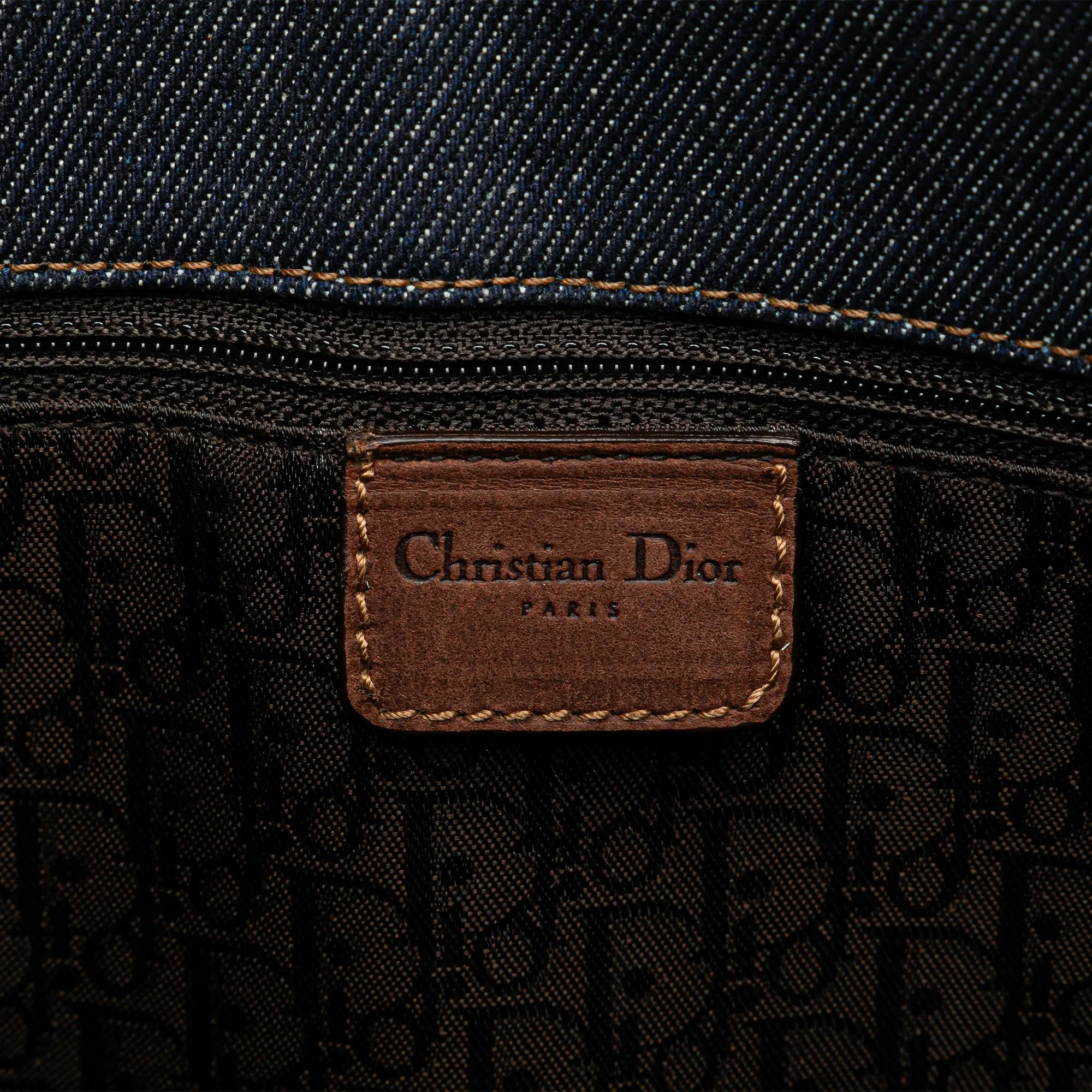 Dior Denim Street Chic Tote (SHG-hvyymA)