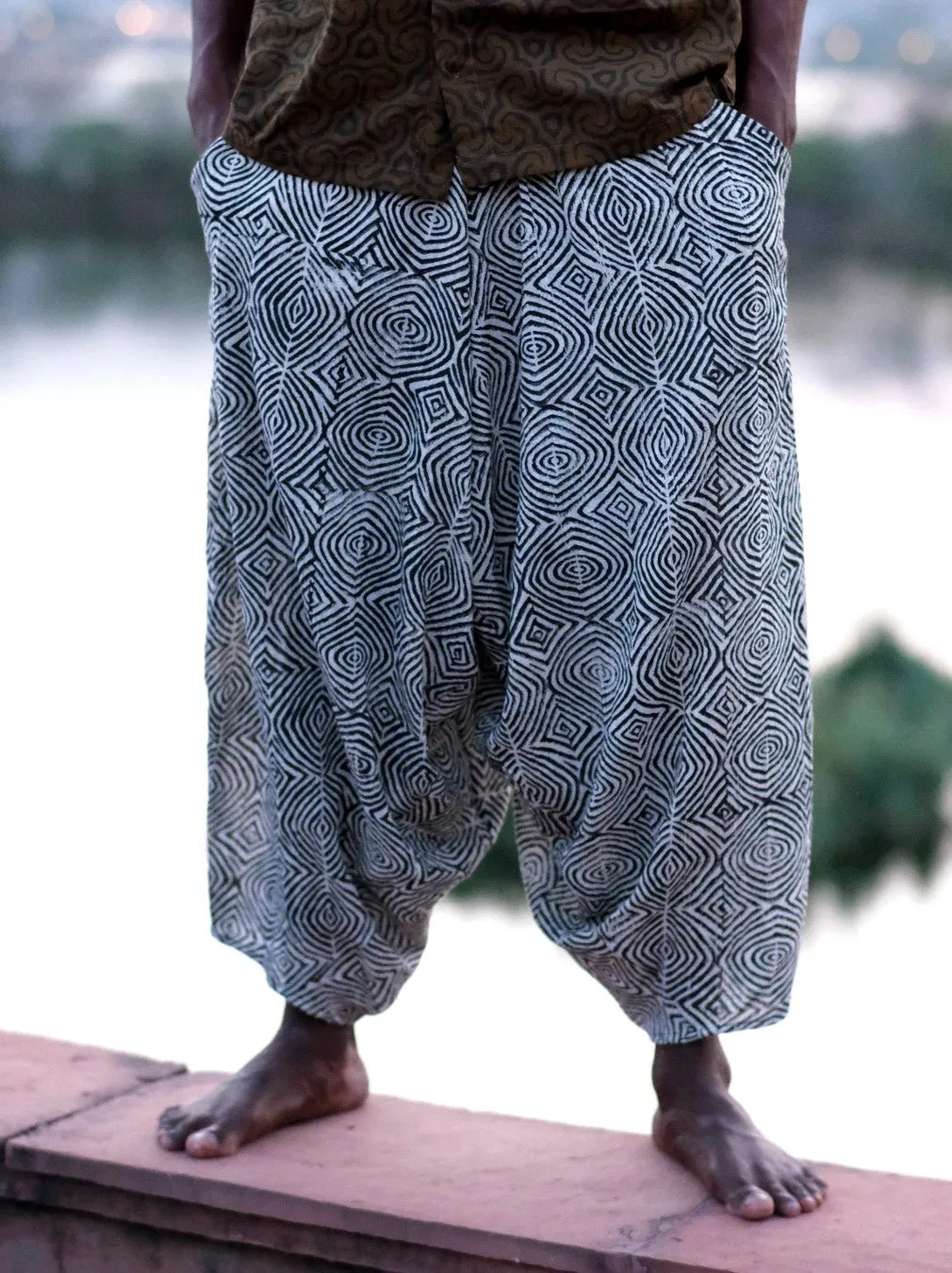Labyrinth harem pants