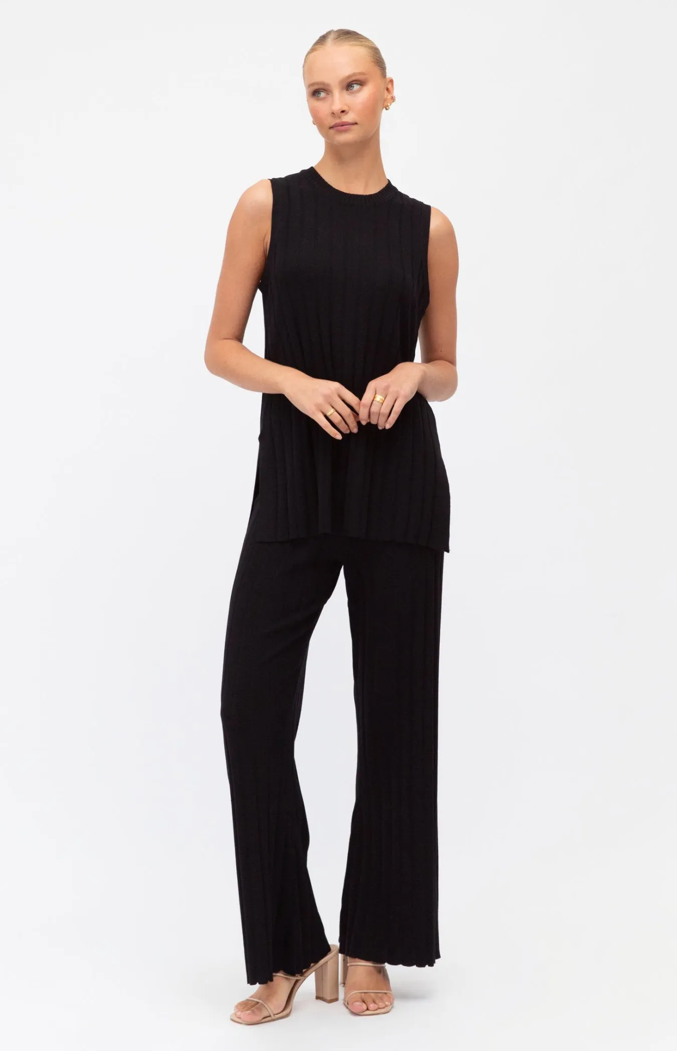 Meredith Sleeveless Top & Pants (Knit Set) - Black