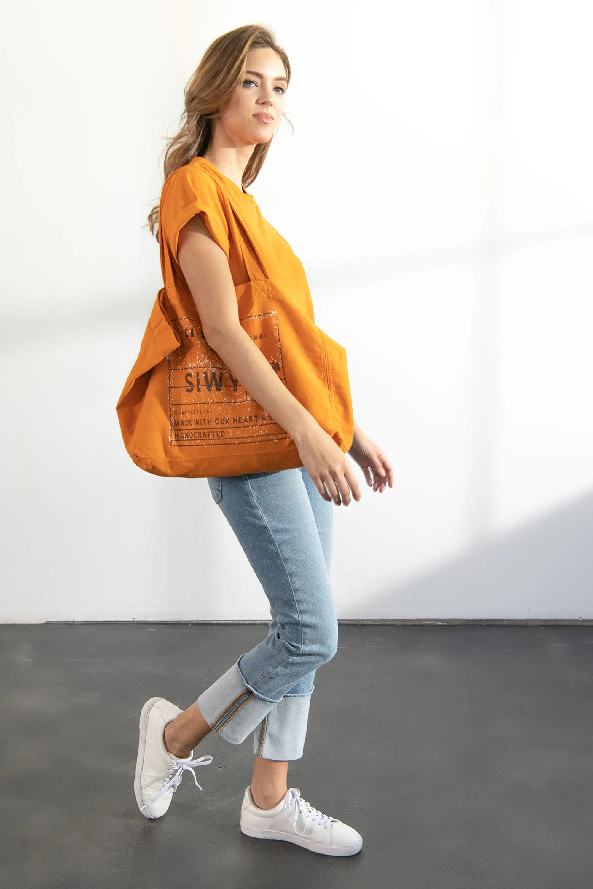 Tiffany Straight In Awakenings