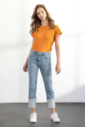 Tiffany Straight In Awakenings