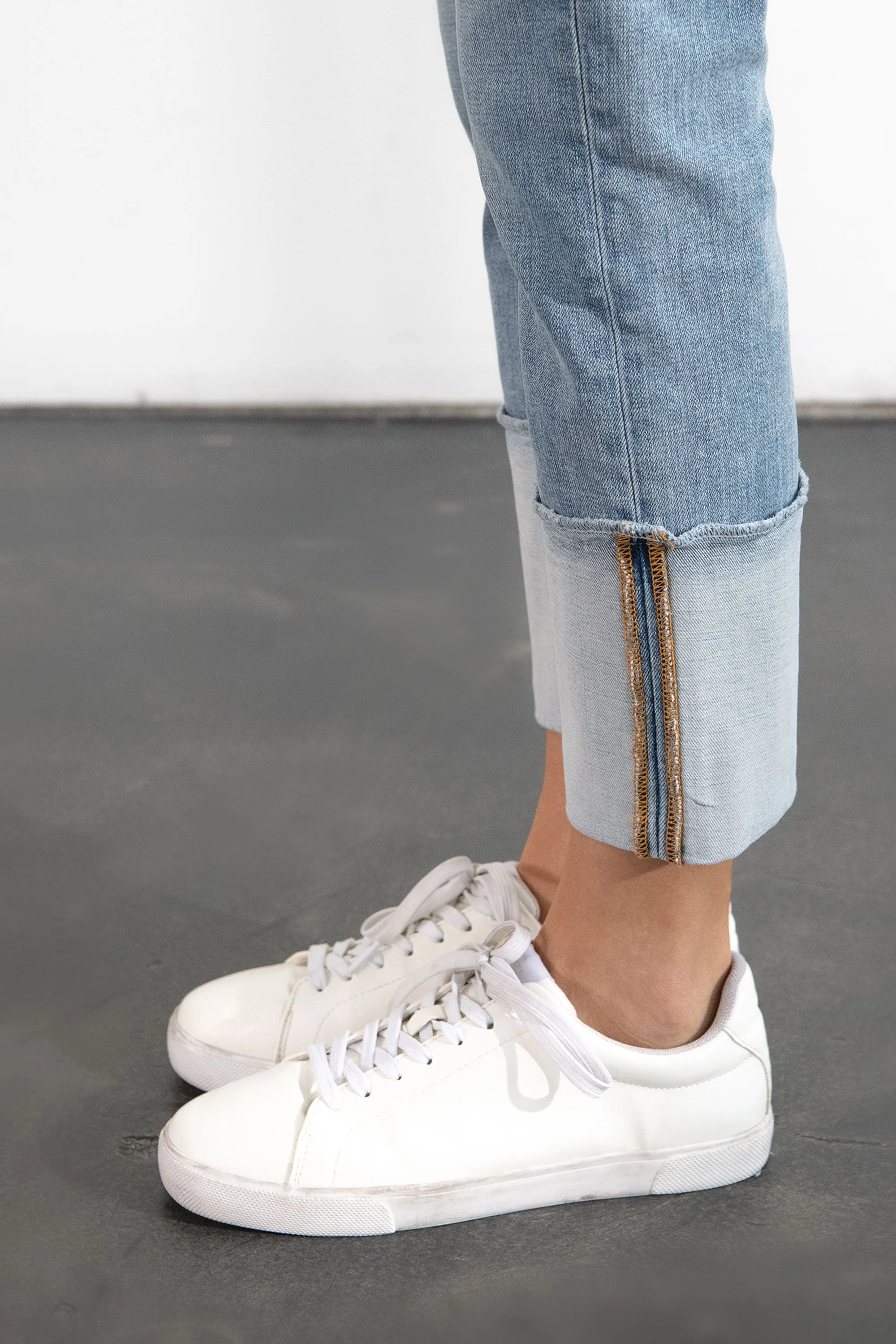 Tiffany Straight In Awakenings