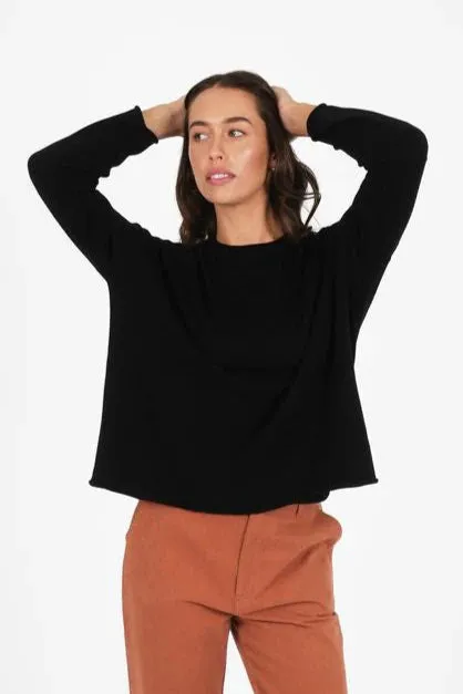 Titchie-Spirit Sweater Black